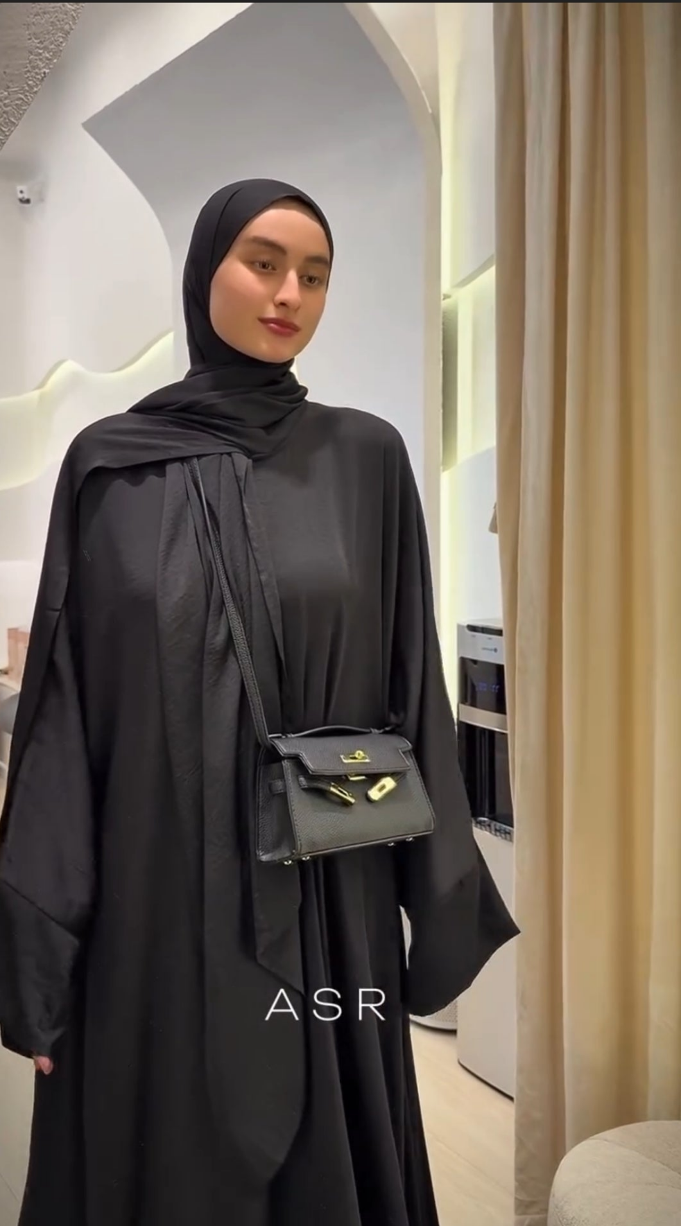 Silky Dubai Abaya Harir
